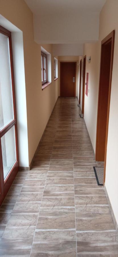 Penzion Ratmírák Maly Ratmirov Exterior foto